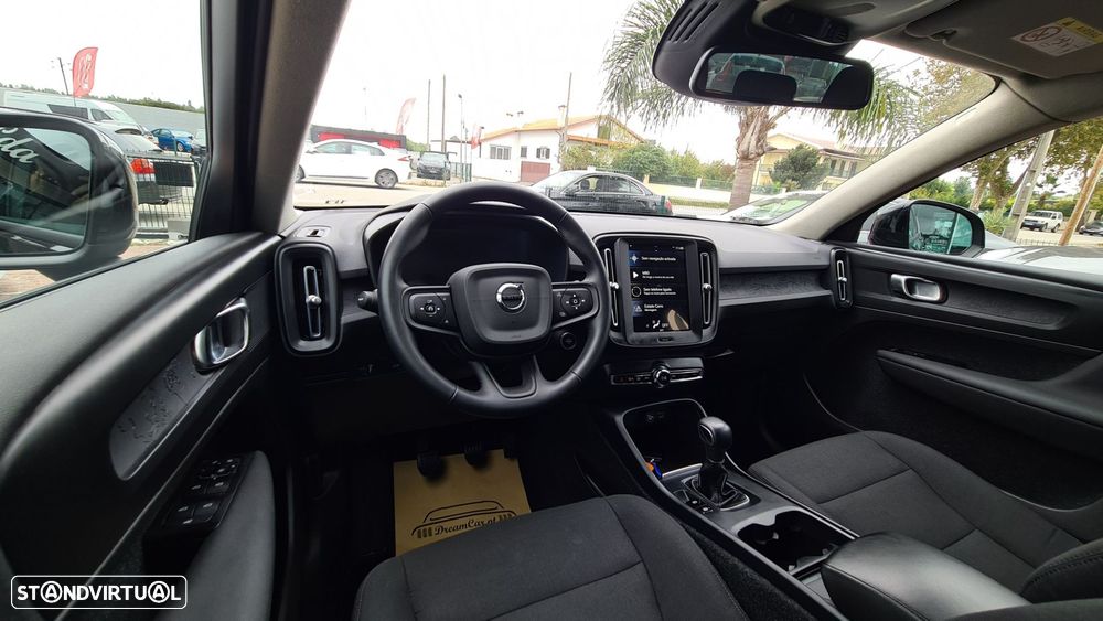 Volvo XC 40 1.5 T2 Momentum Plus - 19