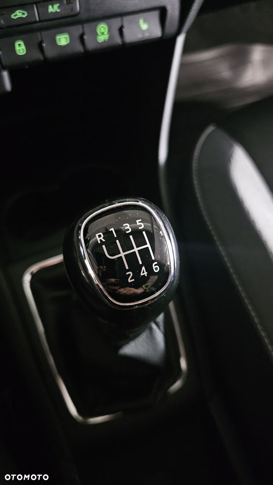 Skoda RAPID 1.0 TSI Ambition - 13