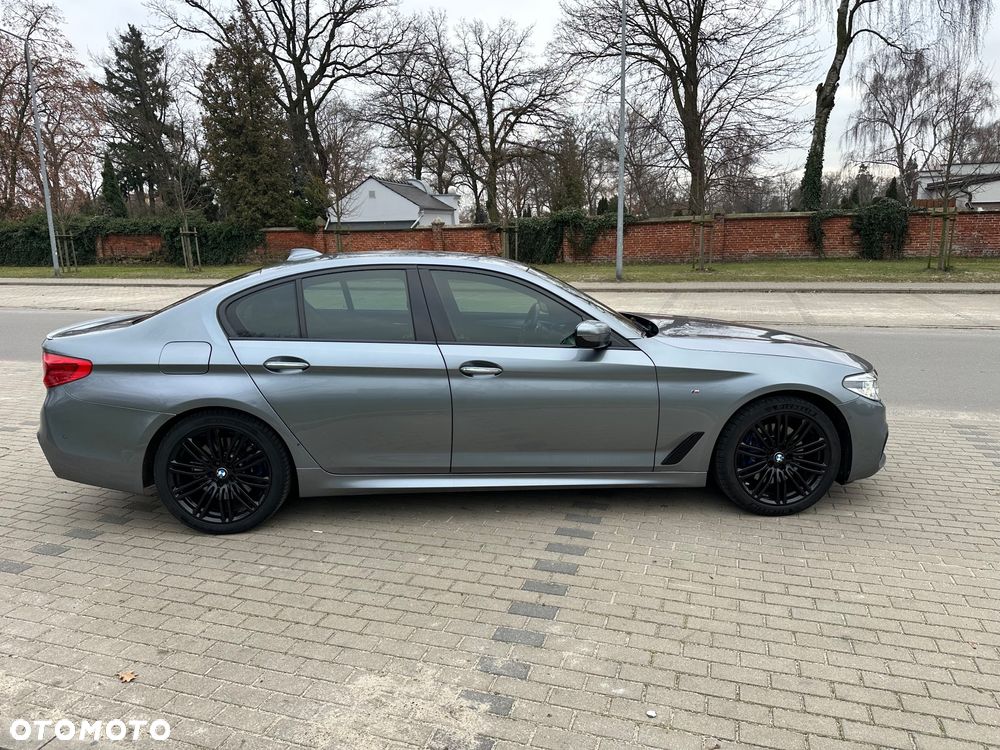 BMW Seria 5 530d xDrive Sport Line - 4