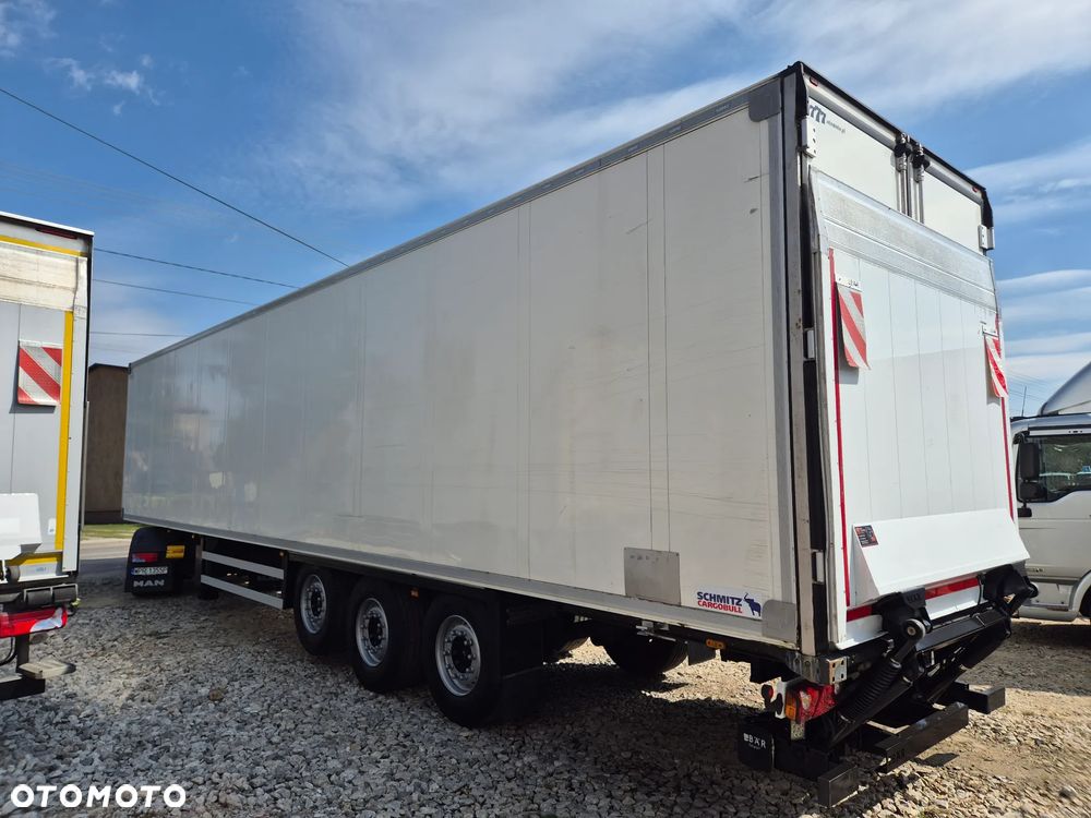 Schmitz Cargobull CARRIER MAXIMA 1300 / WINDA / DOPPEL STOCK / ŚCIANA GRODZIOWA / BELKI / PODNOSZONA OŚ / z Niemiec / TOP STAN 2011/ CARRIER CHŁODNIA CHLODNIA LODÓWKA PODWÓJNY ZAŁADUNEK PIĘTROWA - 33