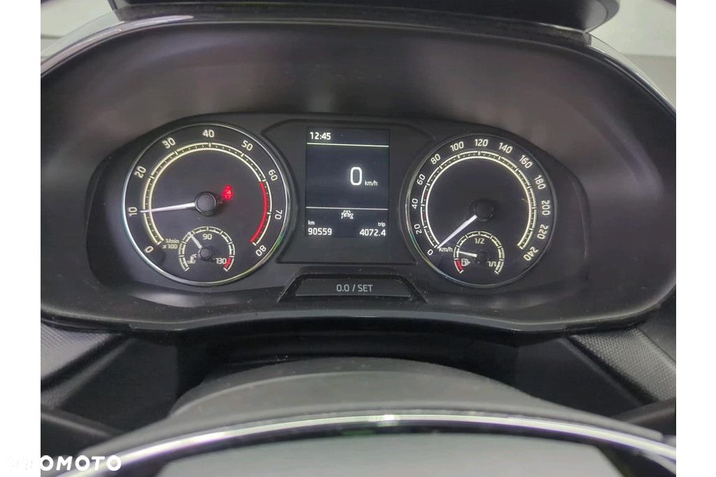 Skoda Fabia 1.0 Ambition - 5