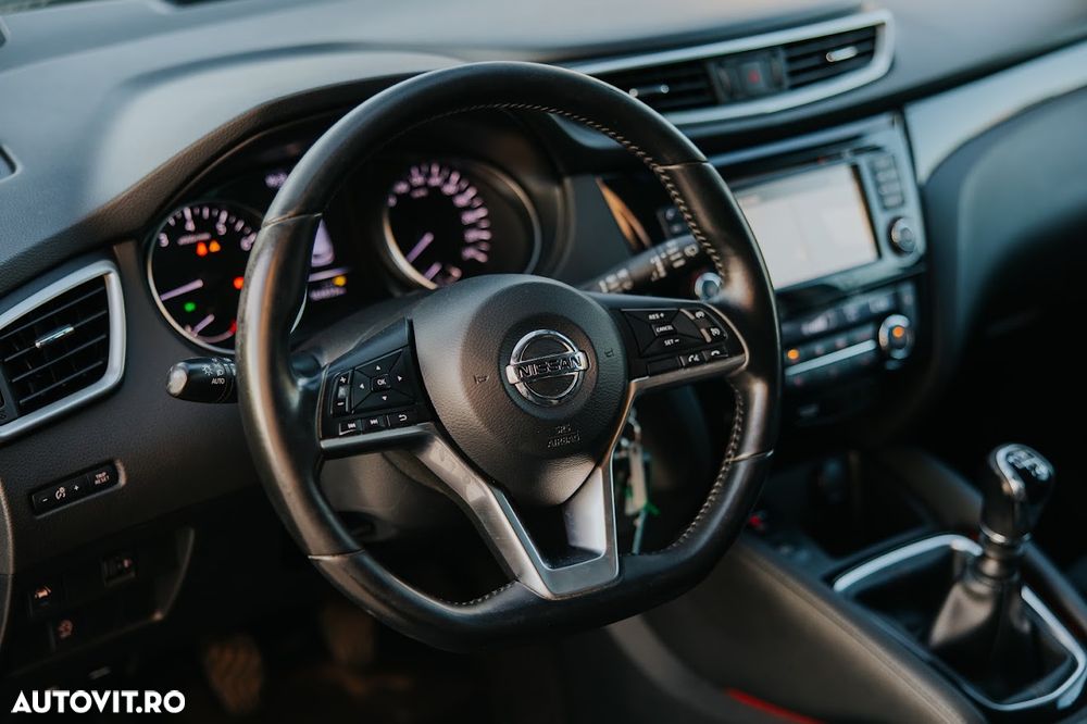Nissan Qashqai 1.2 DIG-T N-Connecta - 10