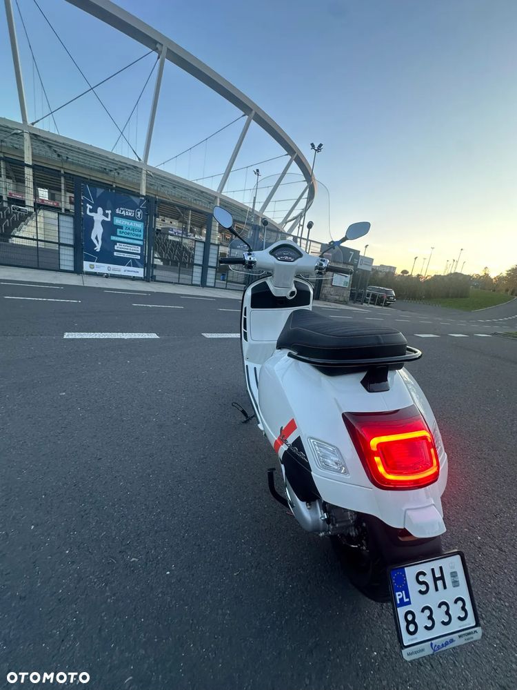 Vespa GTS - 21