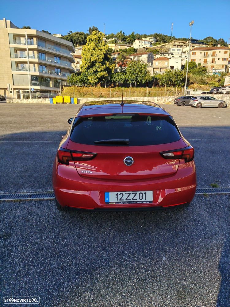 Opel Astra 1.2 T GS Line - 2