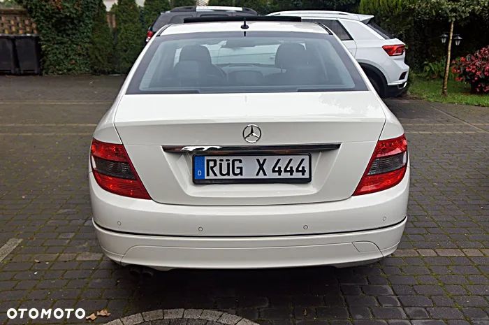 Mercedes-Benz Klasa C 180 BlueEFFICIENCY Avantgarde - 7