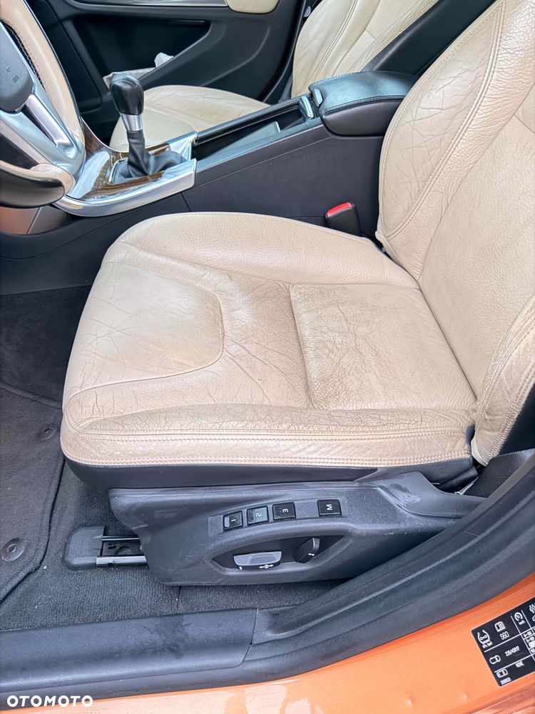 Volvo S60 DRIVe - 11