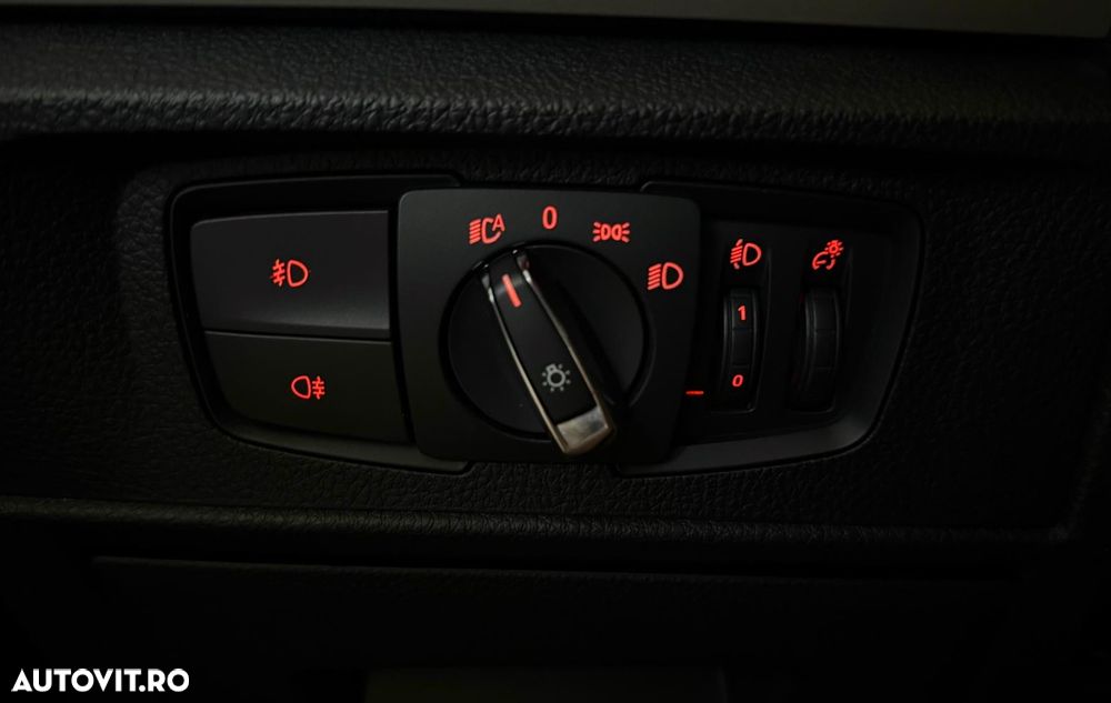 BMW Seria 1 116i - 19