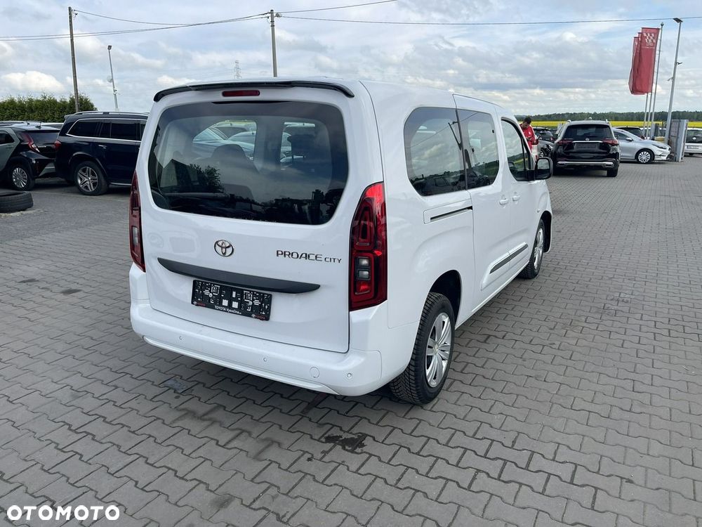 Toyota Proace City Verso 1.5 D-4D L2 Teamplayer 7-Sitzer - 2