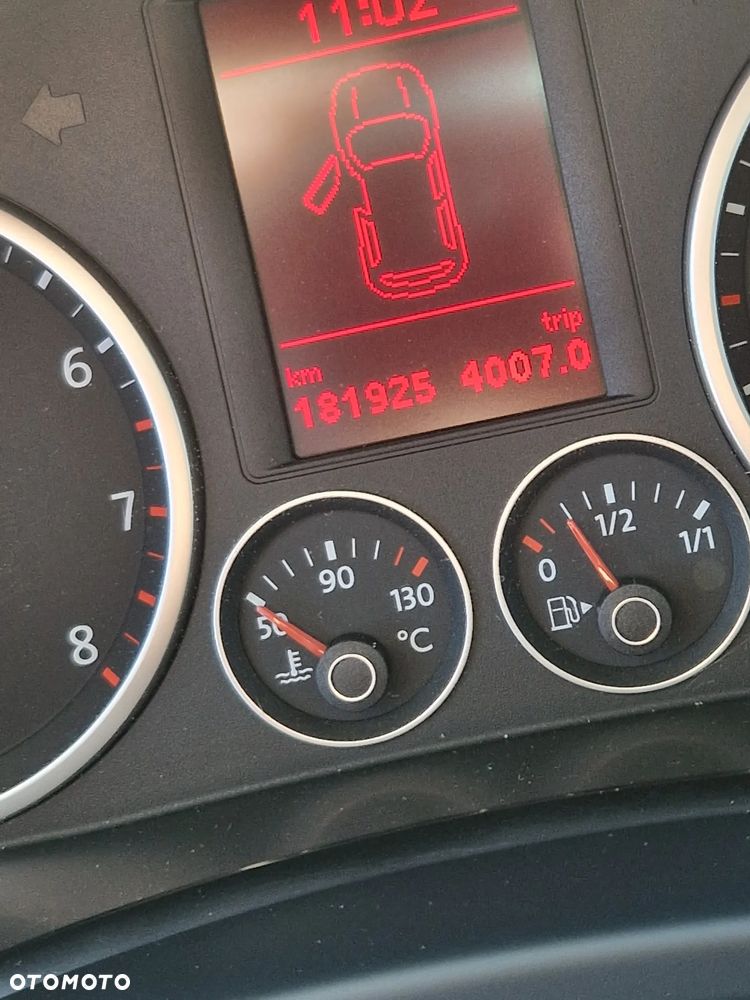 Volkswagen Tiguan - 14