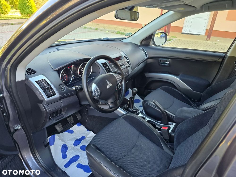 Mitsubishi Outlander 2.0 2WD Edition - 19