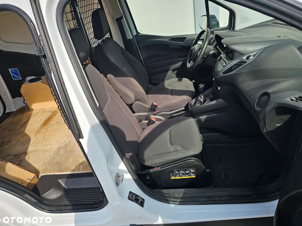 Ford Courier - 7