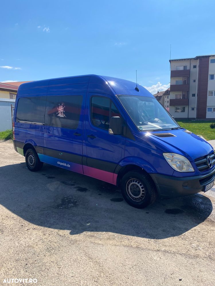 Mercedes-Benz Sprinter - 2