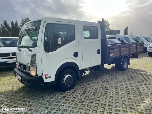 Nissan NT 400  3.0 CAB/DUPLA - 4