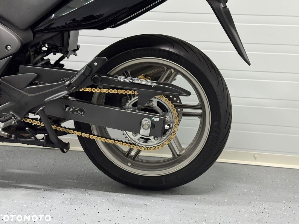 Honda CBF - 16