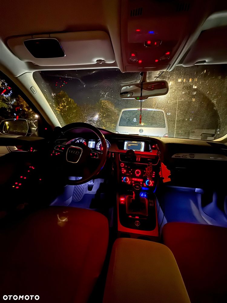 Audi A4 Limousine - 19