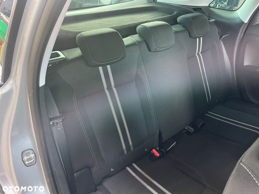 Opel Crossland - 39