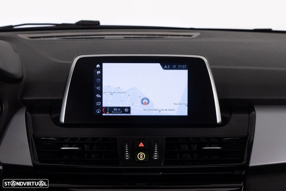 BMW 225xe Active Tourer Line Luxury - 29