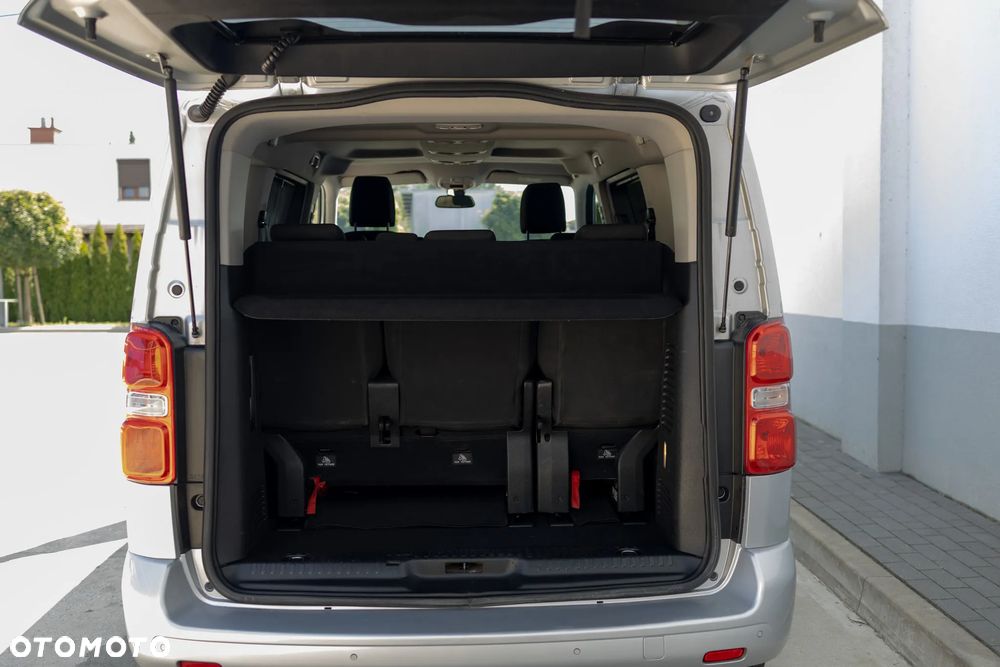 Toyota Proace Verso - 16