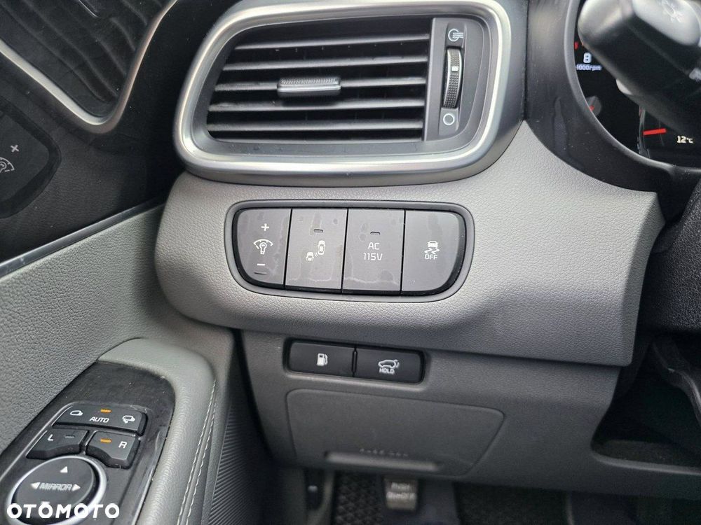 Kia Sorento - 13
