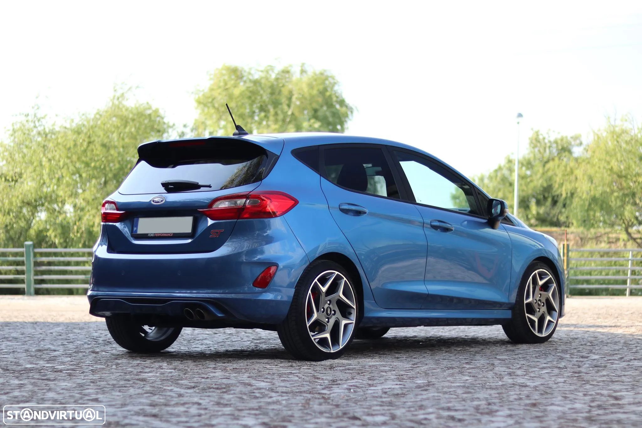Ford Fiesta 1.5 EcoBoost S&S ST X - 1