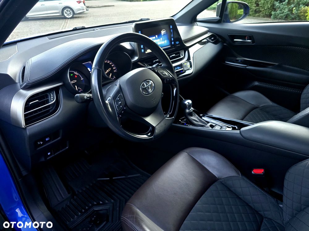 Toyota C-HR - 8
