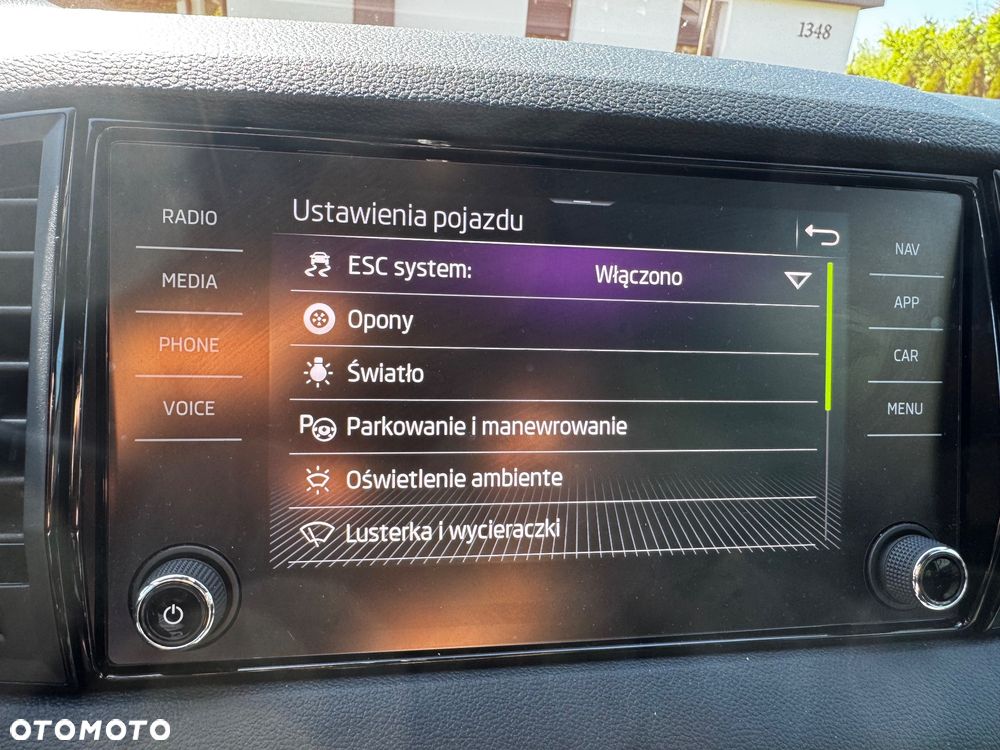Skoda Karoq 1.5 TSI ACT Sportline DSG - 29