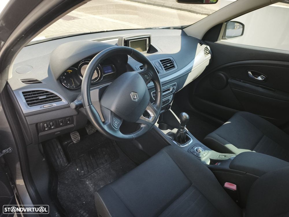 Renault Mégane Sport Tourer - 6