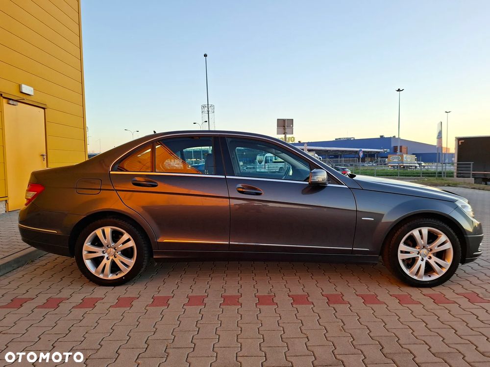 Mercedes-Benz Klasa C 200 Avantgarde Edition - 7