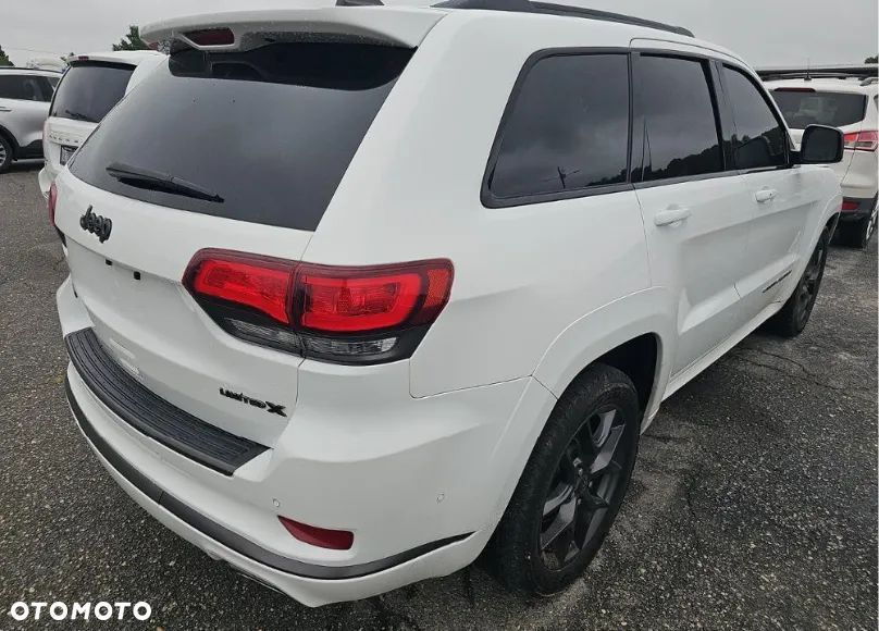 Jeep Grand Cherokee - 4