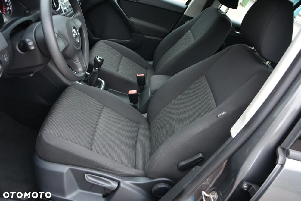 Volkswagen Tiguan - 27