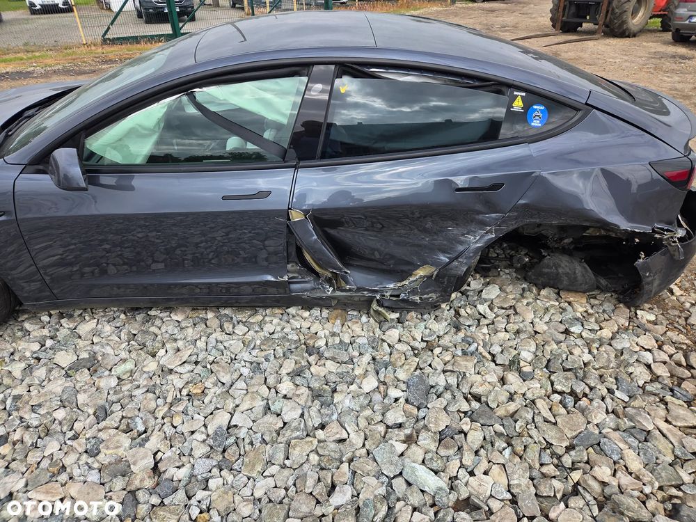 Tesla Model 3 Allradantrieb Dual Motor Performance - 12