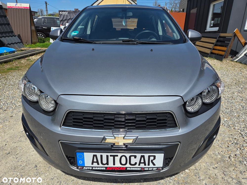 Chevrolet Aveo 1.6 LTZ - 9