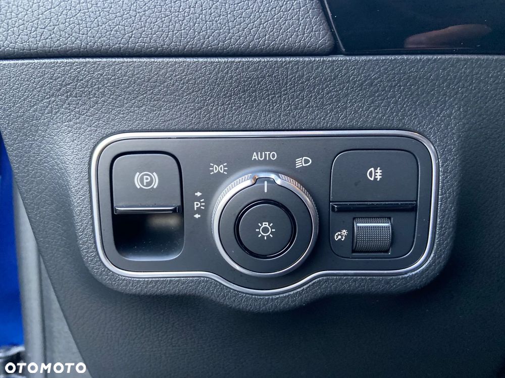 Mercedes-Benz GLA 200 AMG Line - 18