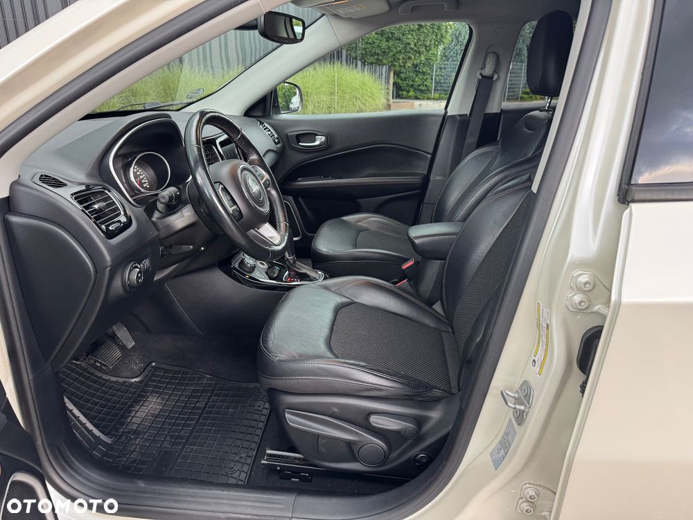Jeep Compass 1.4 TMair Limited 4WD S&S - 23