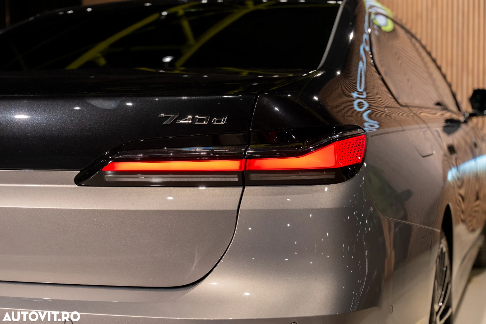 BMW Seria 7 740d xDrive MHEV - 16