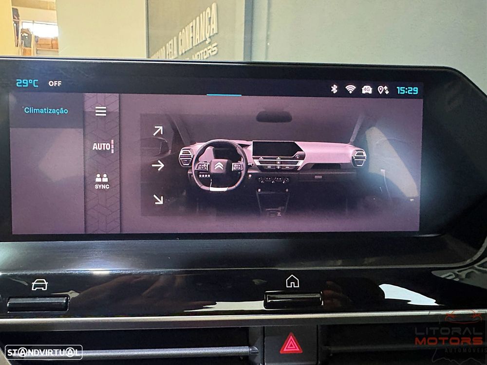 Citroën C4 X 1.2 PureTech Plus EAT8 - 32