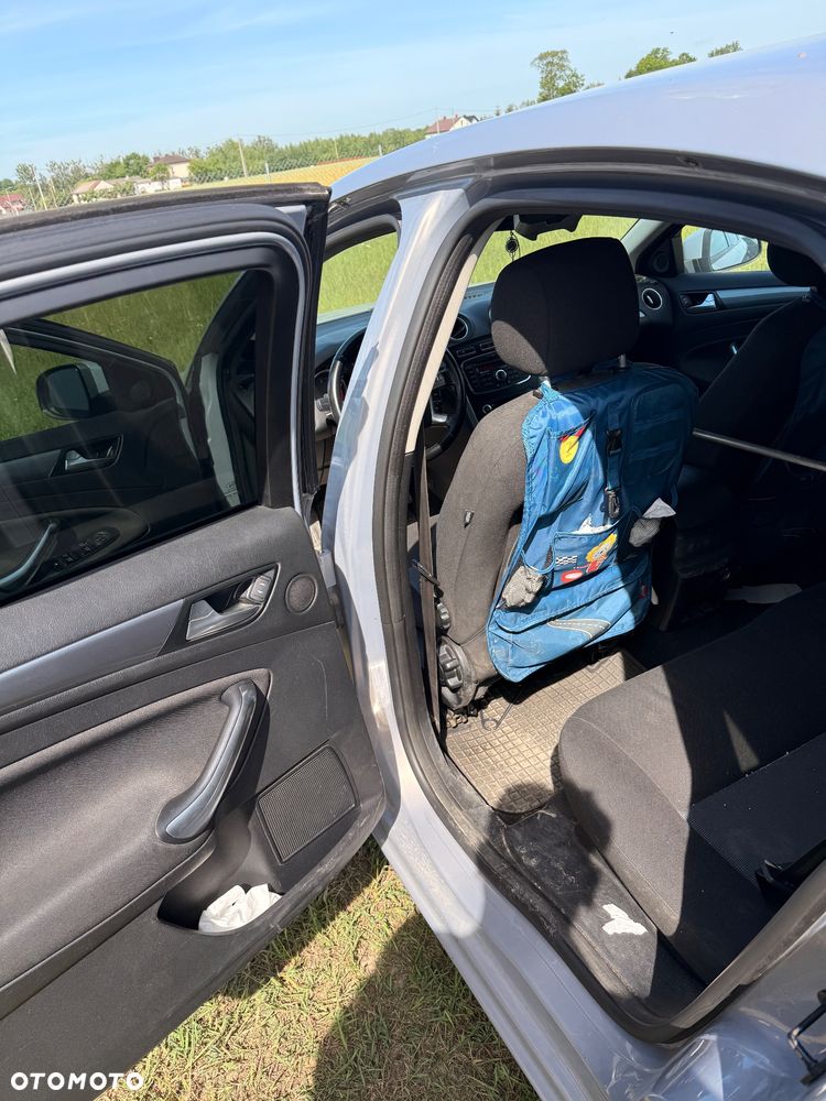 Ford Mondeo 2.0 TDCi Ambiente - 7