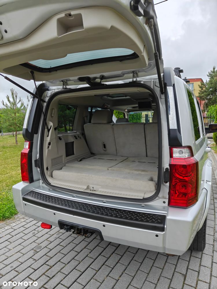 Jeep Commander 5.7 V8 Overland - 12
