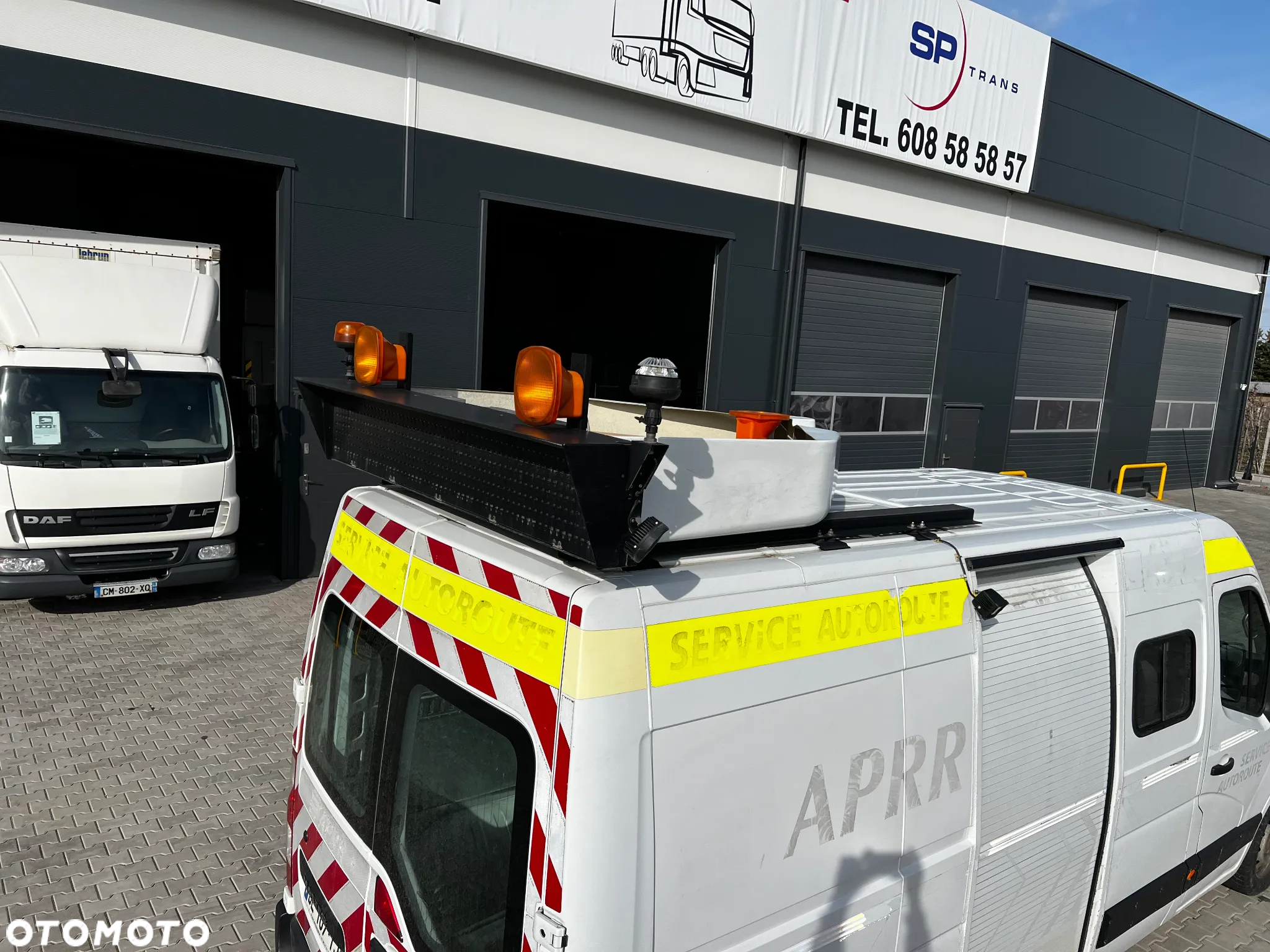 Znak, lampy ostrzegawcze, składane roboty drogowe - 11
