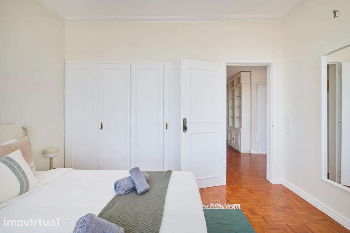 Quarto - localizado em Picoas Lisbon - Grande imagem: 4/60
