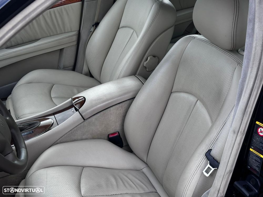 Mercedes-Benz E 220 CDI Auto Elegance - 22