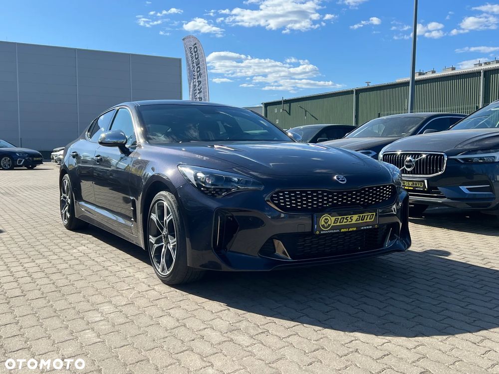 Kia Stinger - 4