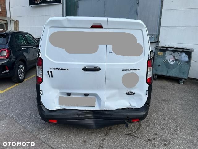 Ford Transit Courier - 5