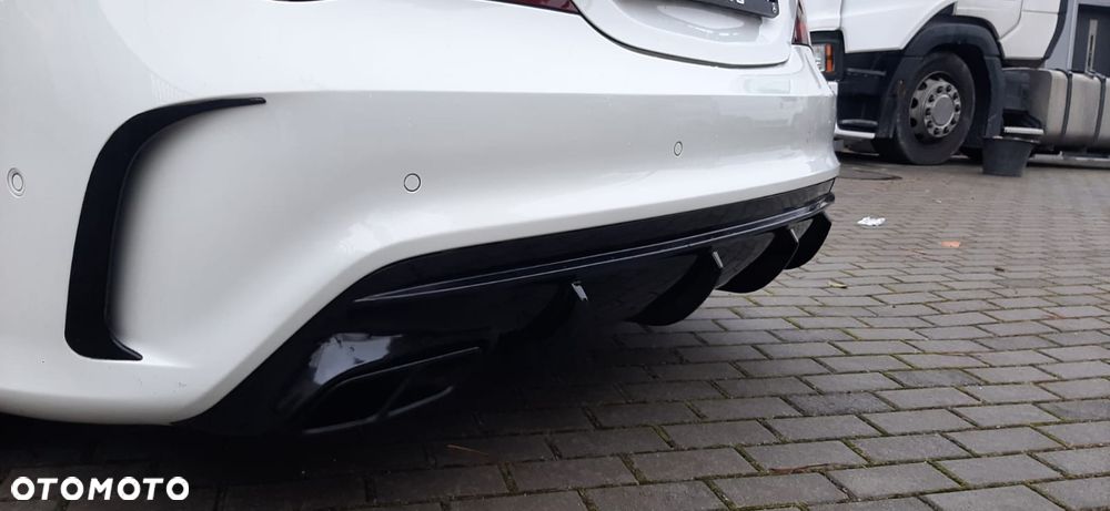 Mercedes-Benz CLA 200 - 9