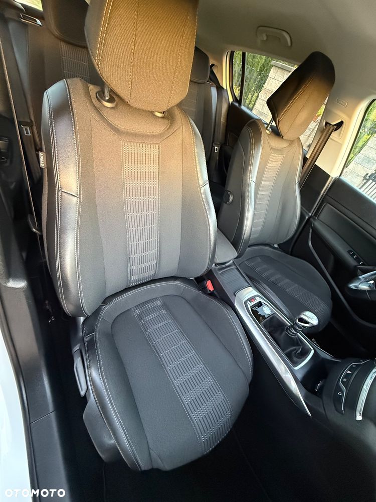 Peugeot 308 1.2 PureTech Allure S&S - 35