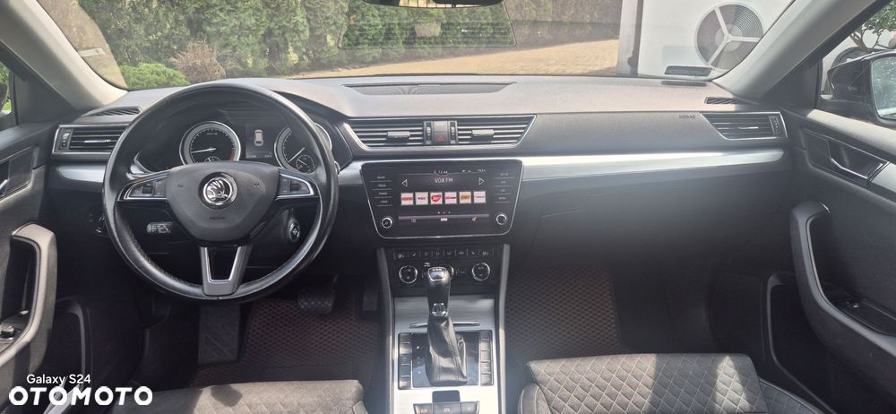 Skoda Superb 2.0 TDI SCR Style DSG - 11