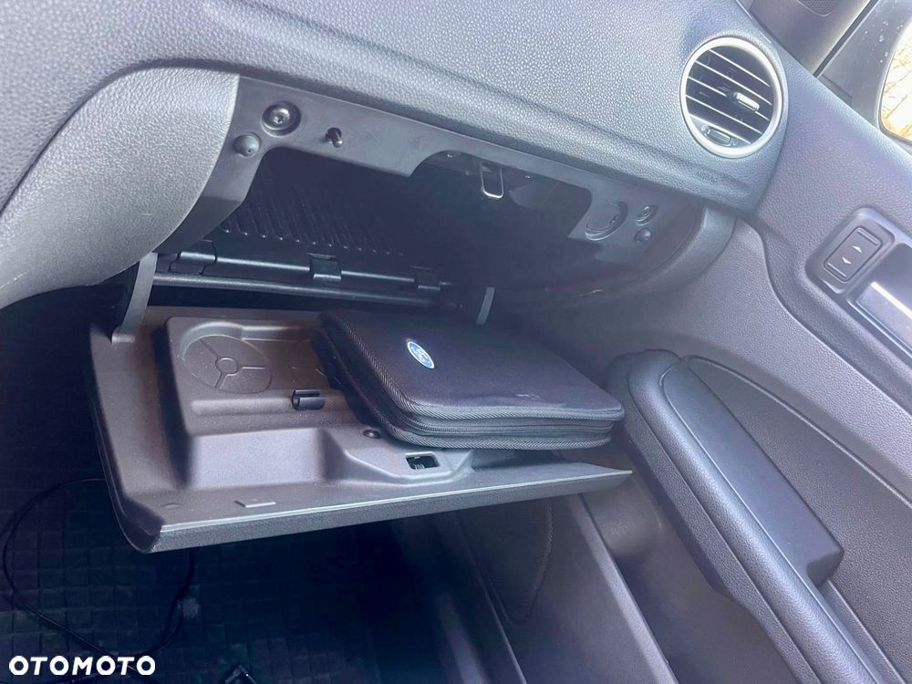 Ford Focus - 21