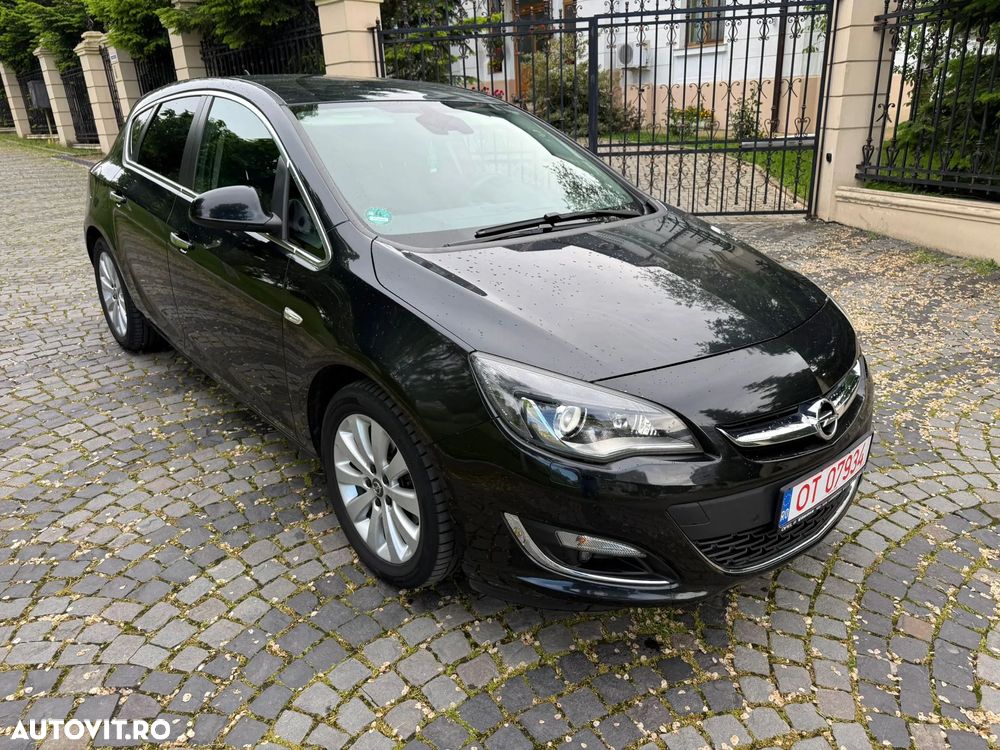 Opel Astra 1.7 CDTI DPF Exklusiv - 2