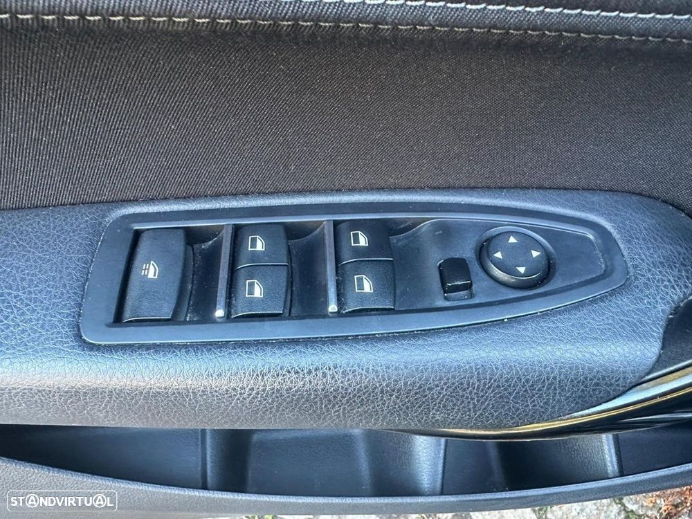 BMW 218 d Cabrio Line Sport - 36