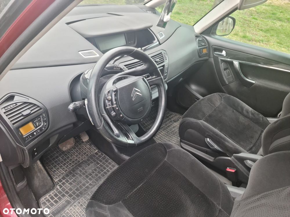 Citroën C4 2.0 HDi FAP Exclusive - 9